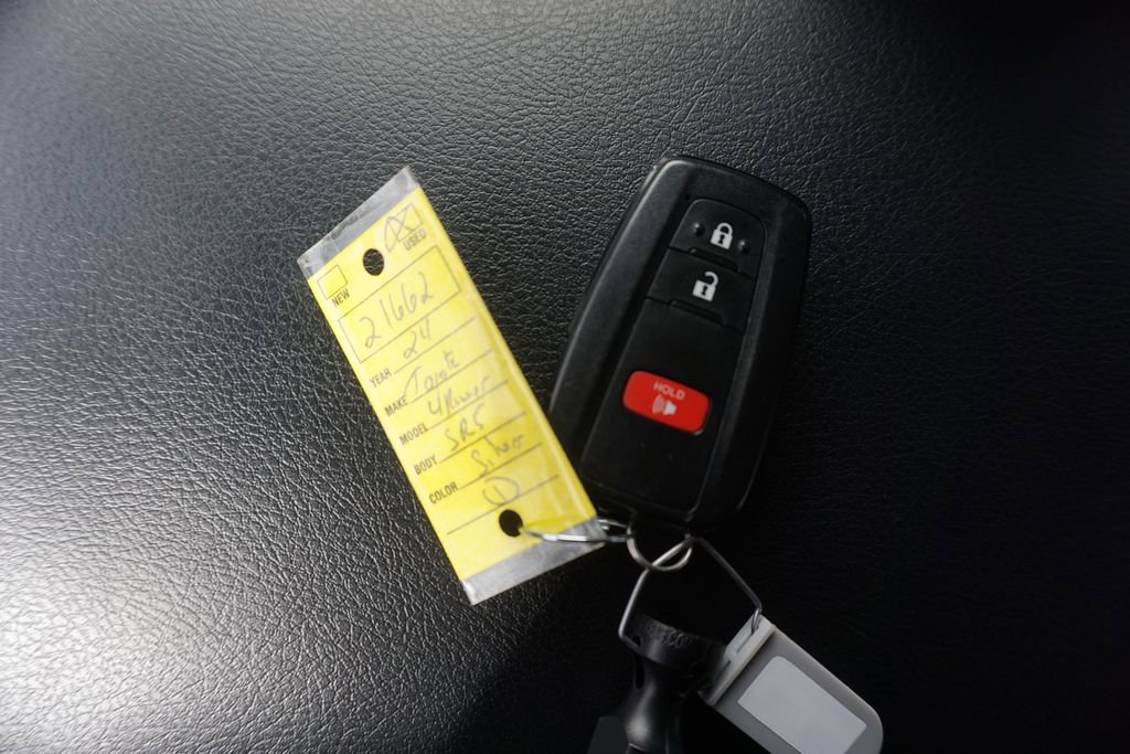 Used 2024 Toyota 4Runner SR5 image 29