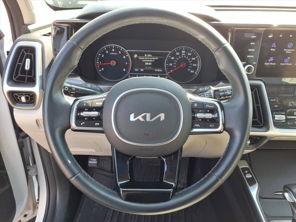 Used 2023 Kia Sorento S w/ Panoramic Sunroof Package image 21