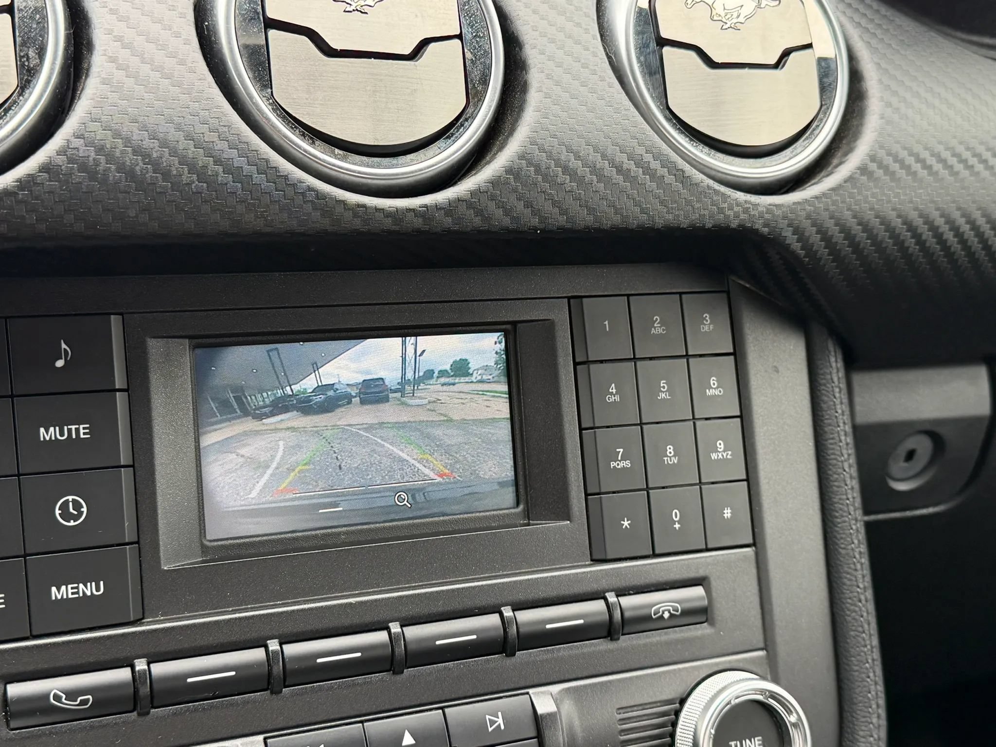 Used 2018 Ford Mustang Coupe RWD image 18