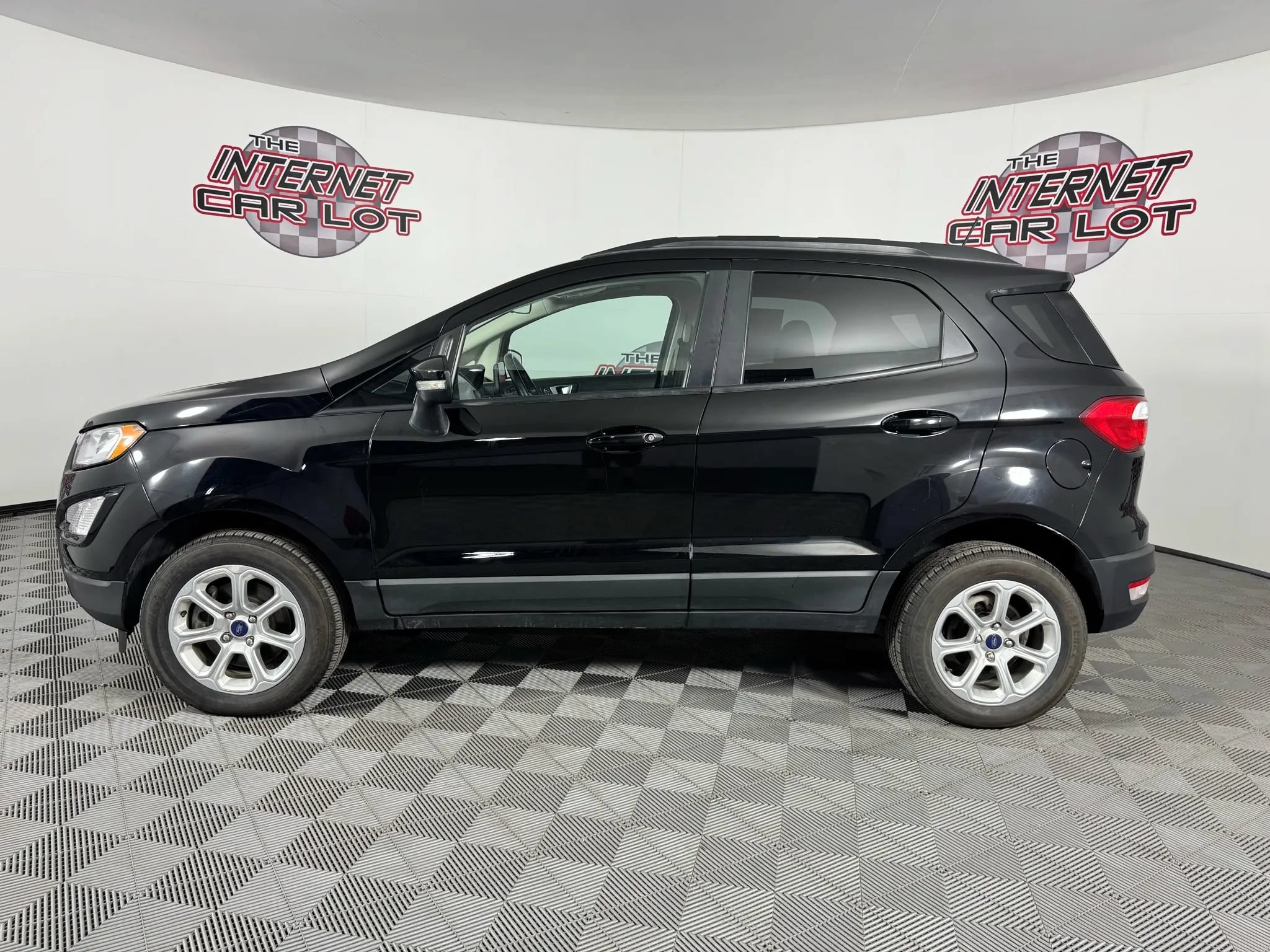 Used 2019 Ford EcoSport SE w/ SE Convenience Package AWD/4WD image 4