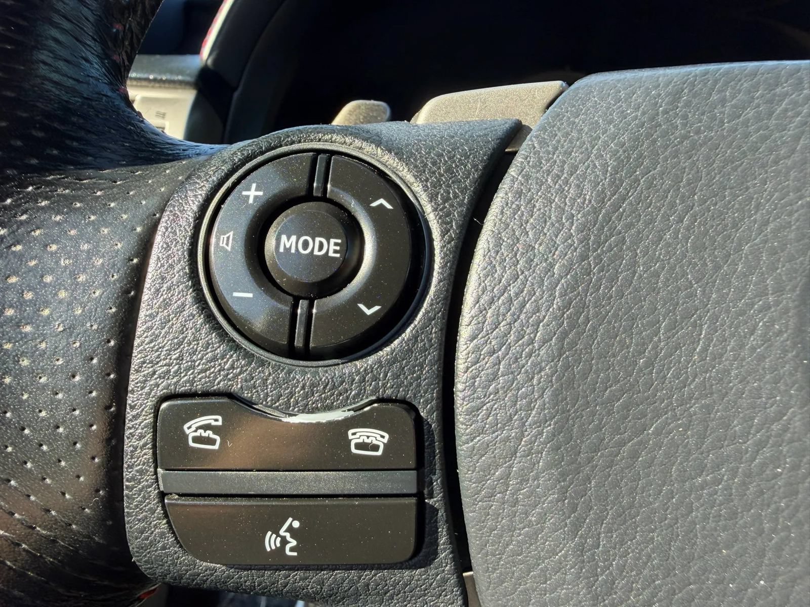 Used 2014 Lexus IS 250 w/ F-Sport Package RWD image 22