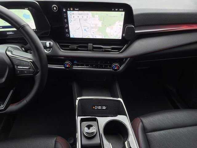 Used 2025 Chevrolet Equinox RS w/ Safety and Technology Package image 17