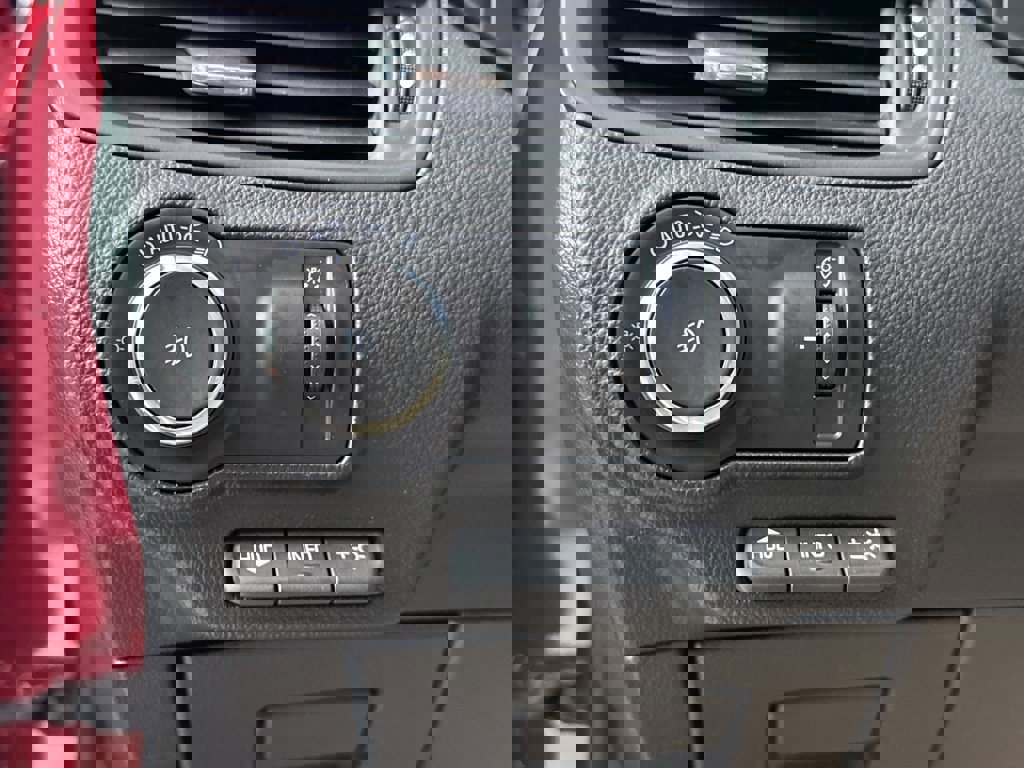 Used 2017 Buick Envision Premium w/ Driver Confidence Package image 29