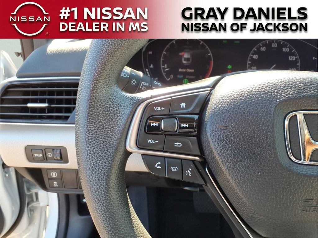 Used 2019 Honda Accord EX image 13
