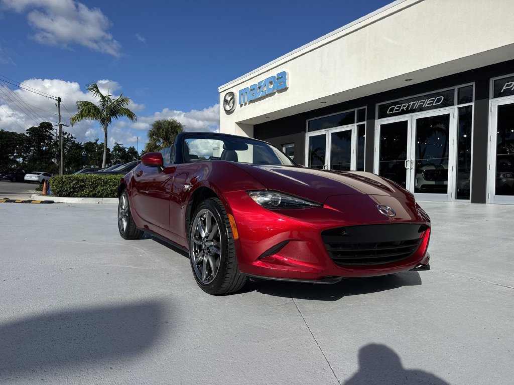 Used 2023 MAZDA MX-5 Miata Grand Touring w/ Weather Package RWD image 30