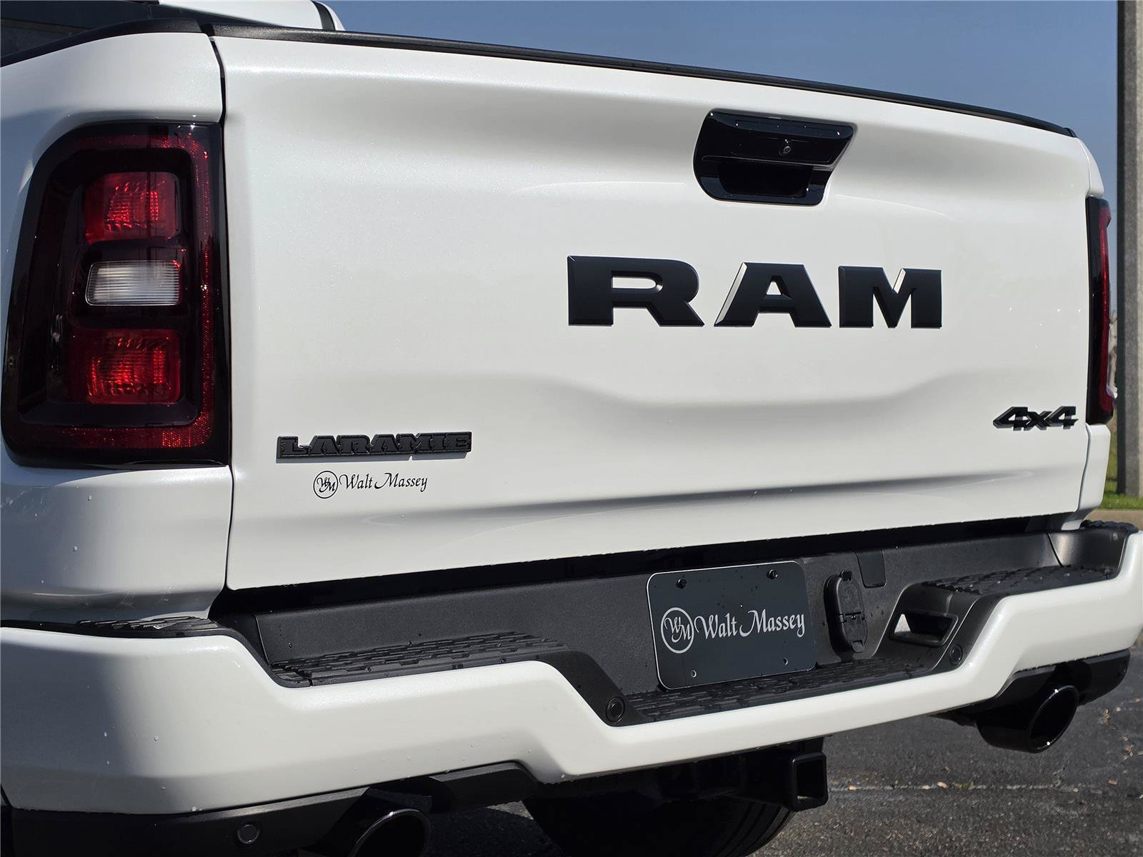 New 2026 RAM 1500 Laramie w/ Night Edition AWD/4WD image 41