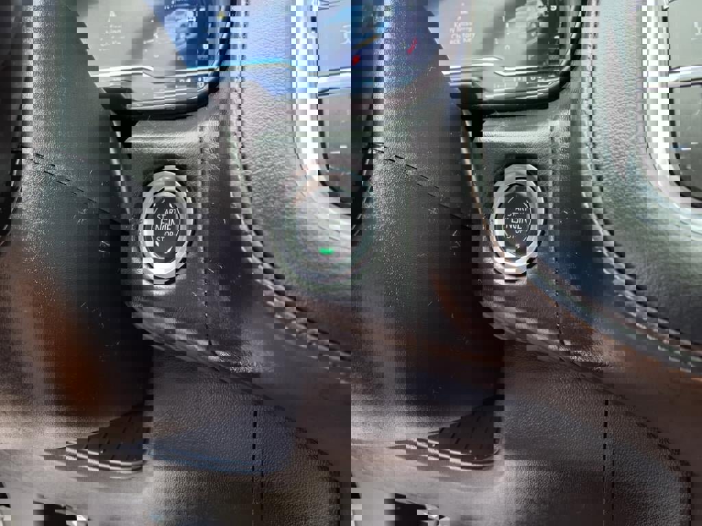 Used 2024 Chevrolet Tahoe High Country w/ Premium Package image 16