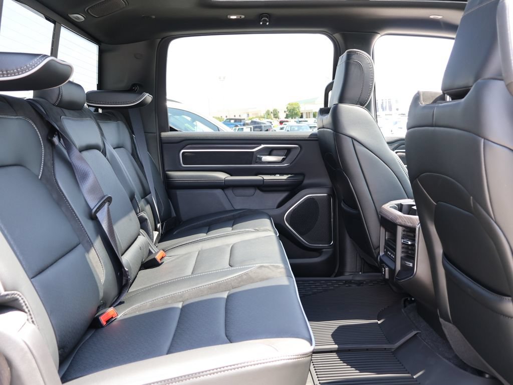 New 2026 RAM 1500 Laramie w/ Sport Appearance Package AWD/4WD image 11