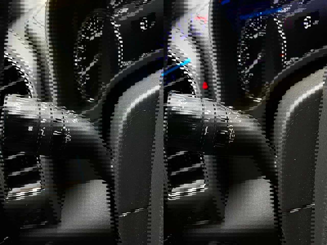 Used 2020 Ford Expedition XLT w/ Equipment Group 202A image 36