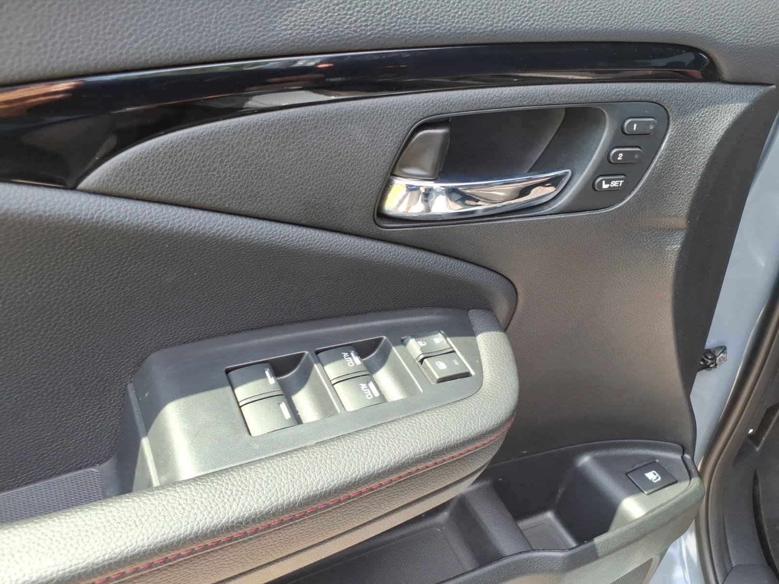 Used 2024 Honda Ridgeline Black Edition image 15