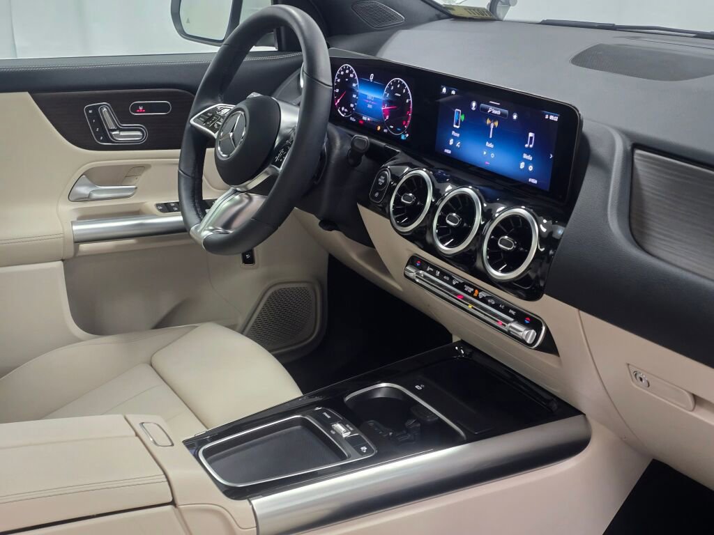 Used 2026 Mercedes-Benz GLA 250 4MATIC image 27