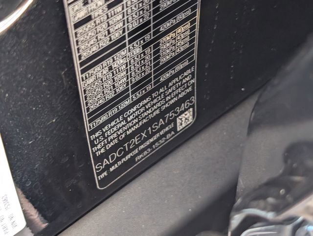 Used 2025 Jaguar F-PACE R-Dynamic S image 21