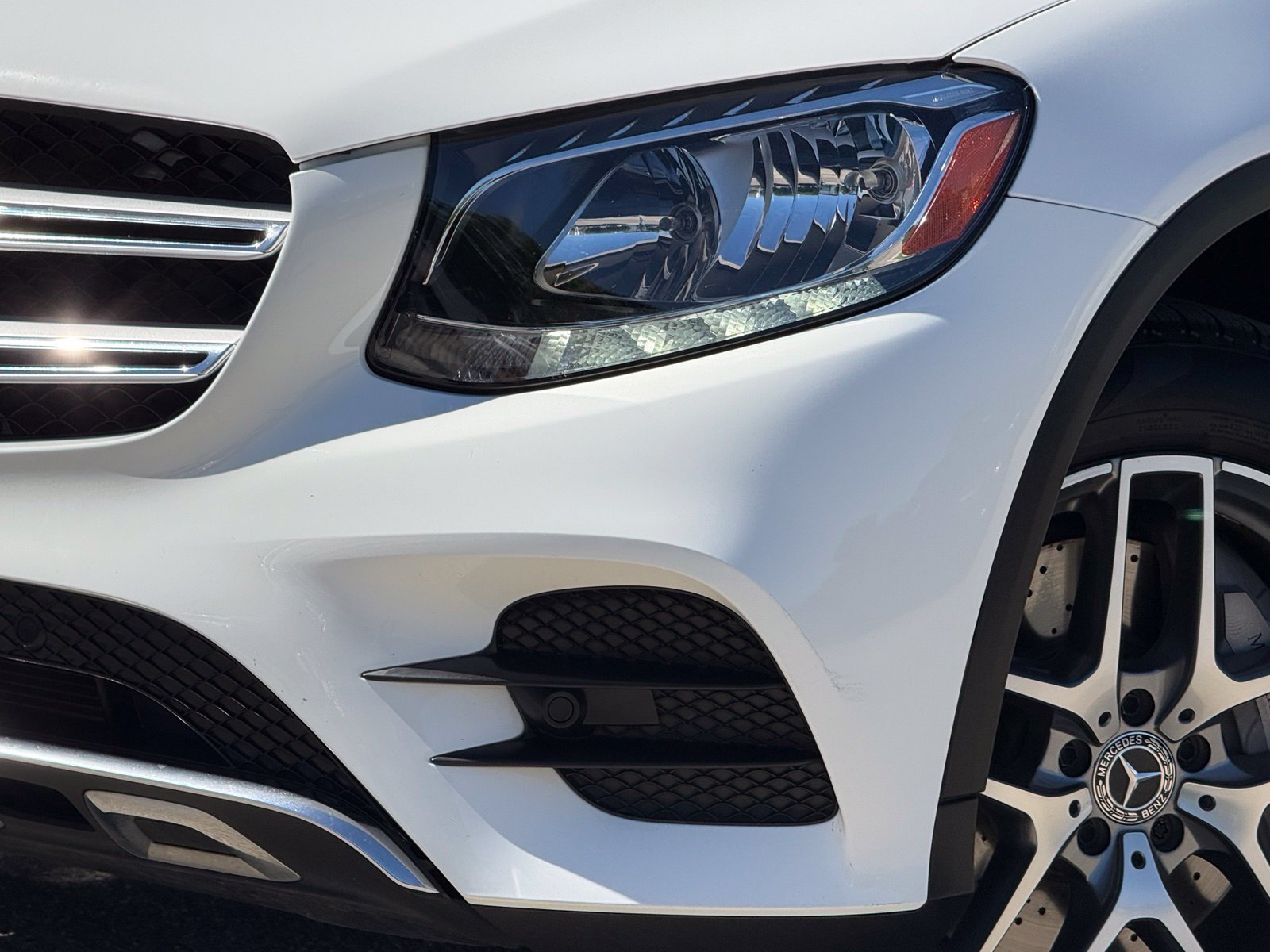 Used 2019 Mercedes-Benz GLC 300 image 3