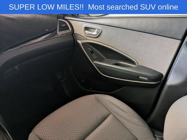 Used 2014 Hyundai Santa Fe GLS FWD image 17
