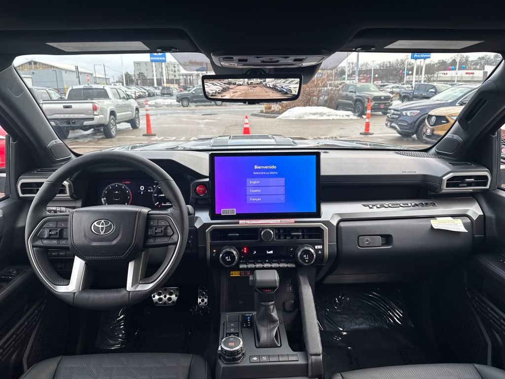 Used 2025 Toyota Tacoma TRD Sport image 10