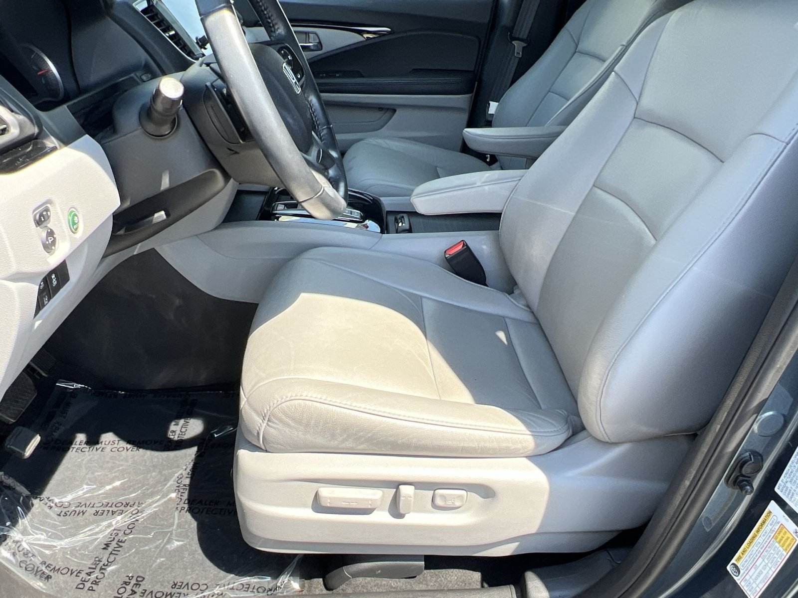 Used 2021 Honda Pilot Touring image 10