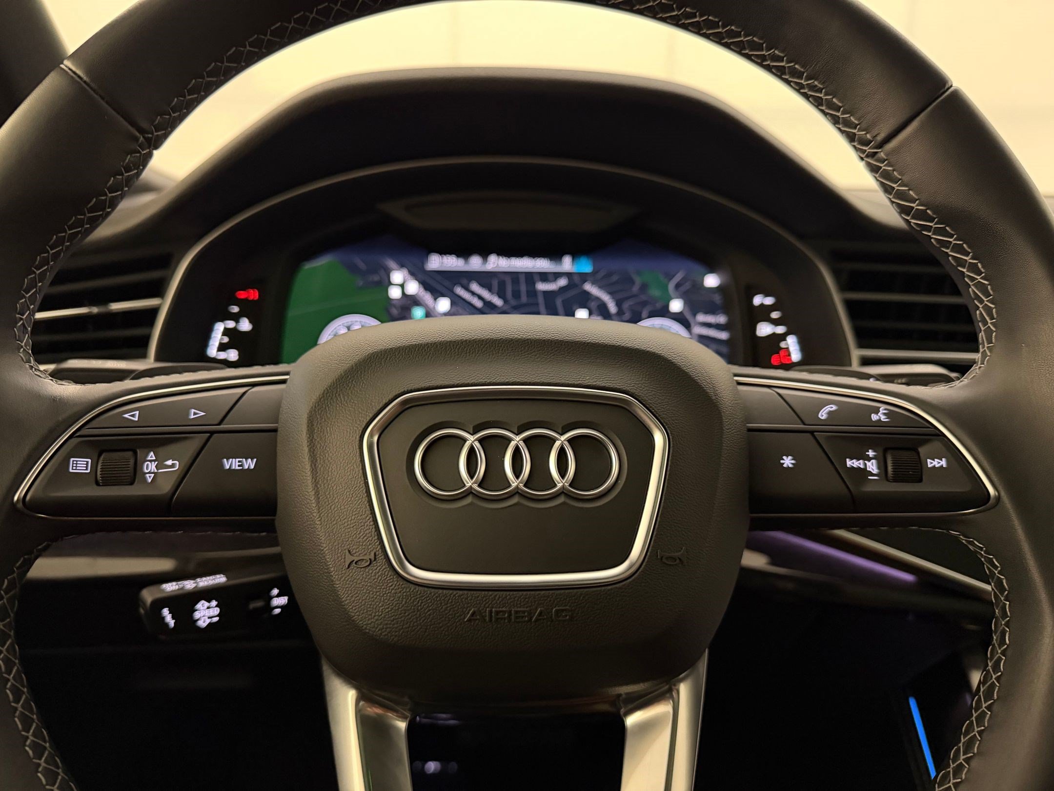 Used 2025 Audi Q7 2.0T Premium Plus w/ Premium Plus Package AWD/4WD image 11