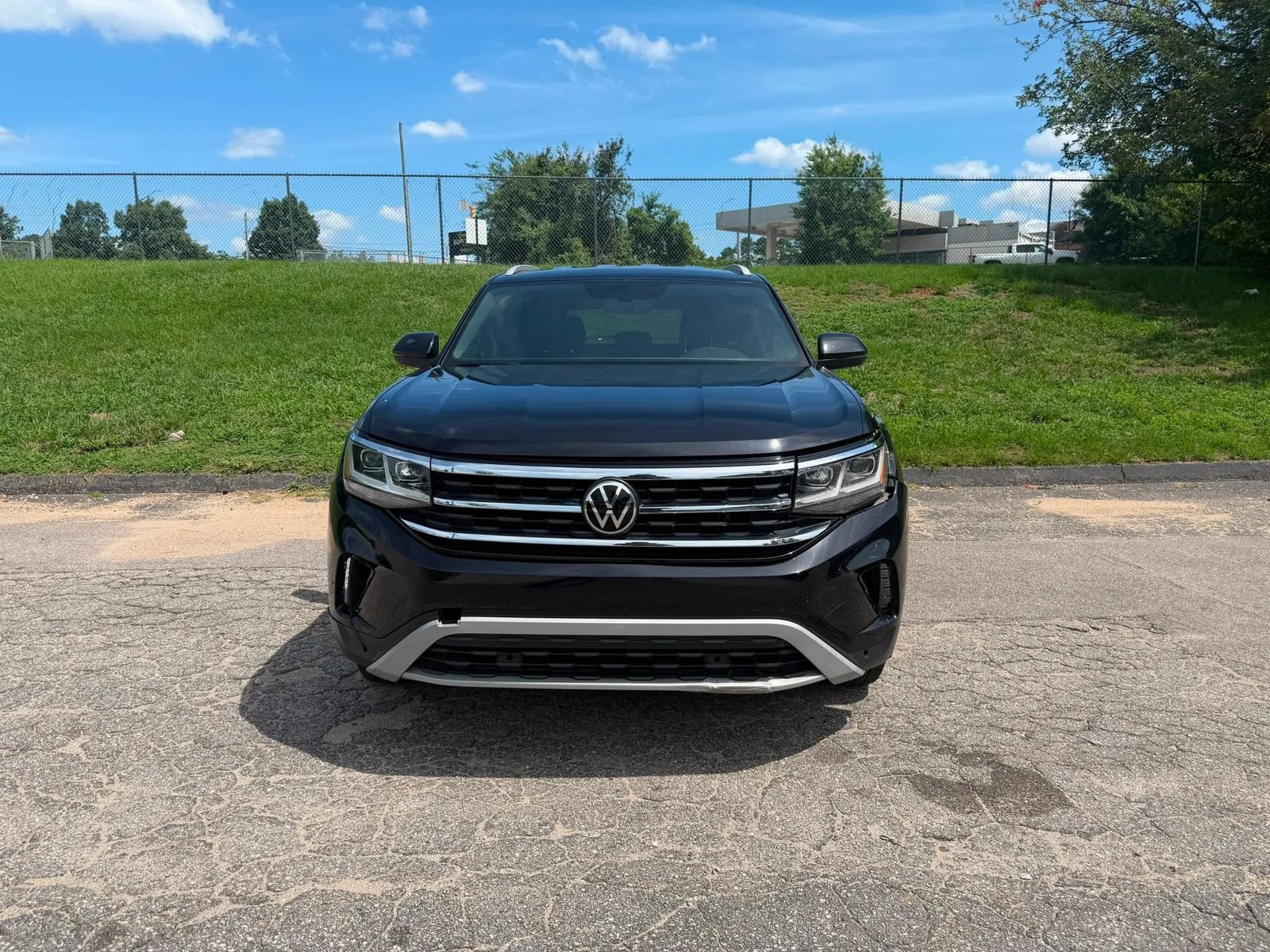 Used 2020 Volkswagen Atlas Cross Sport S FWD image 3