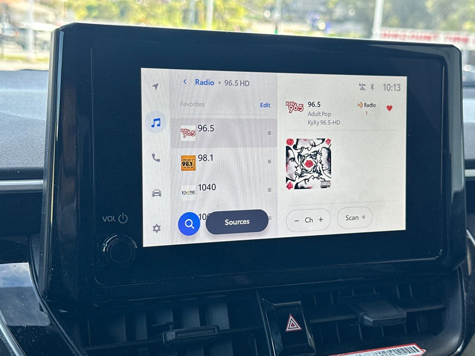 Used 2025 Toyota Corolla SE image 16