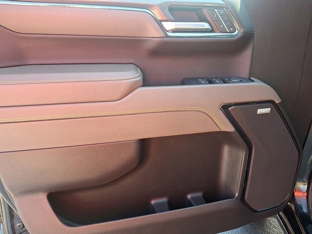 Used 2024 Chevrolet Silverado 1500 ZR2 w/ Technology Package image 12