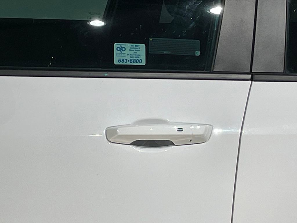 Used 2026 Chevrolet Equinox LT w/ Convenience Package II image 18