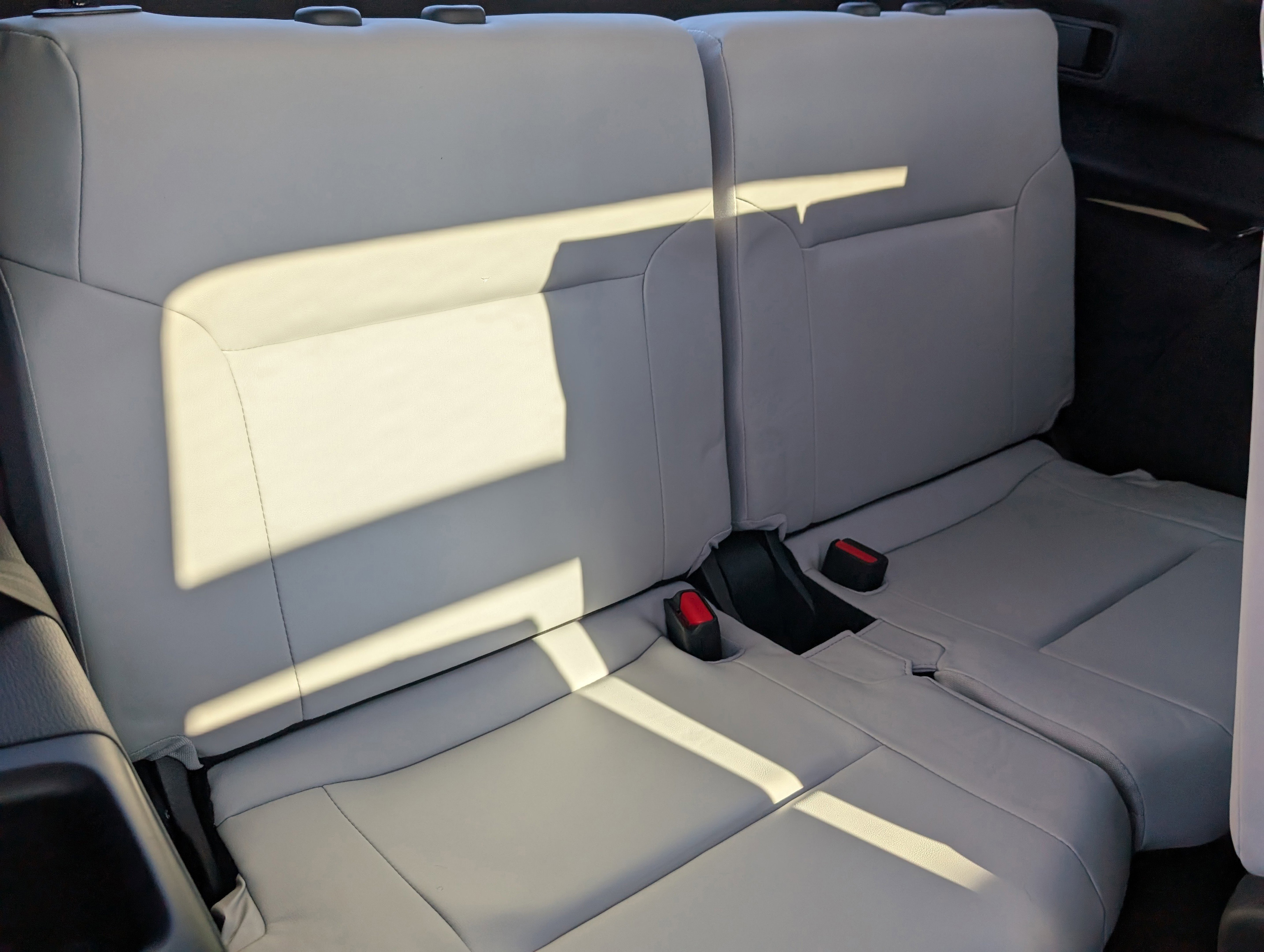 New 2025 Mitsubishi Outlander SE image 11