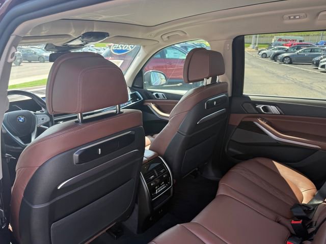 Used 2025 BMW X7 xDrive40i AWD/4WD image 19