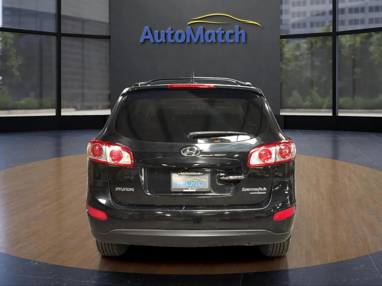 Used 2011 Hyundai Santa Fe Limited w/ Navigation Pkg 4 image 9