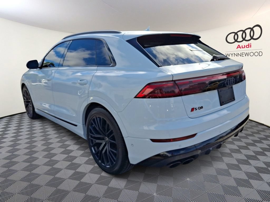Used 2025 Audi SQ8 Premium Plus AWD/4WD image 4