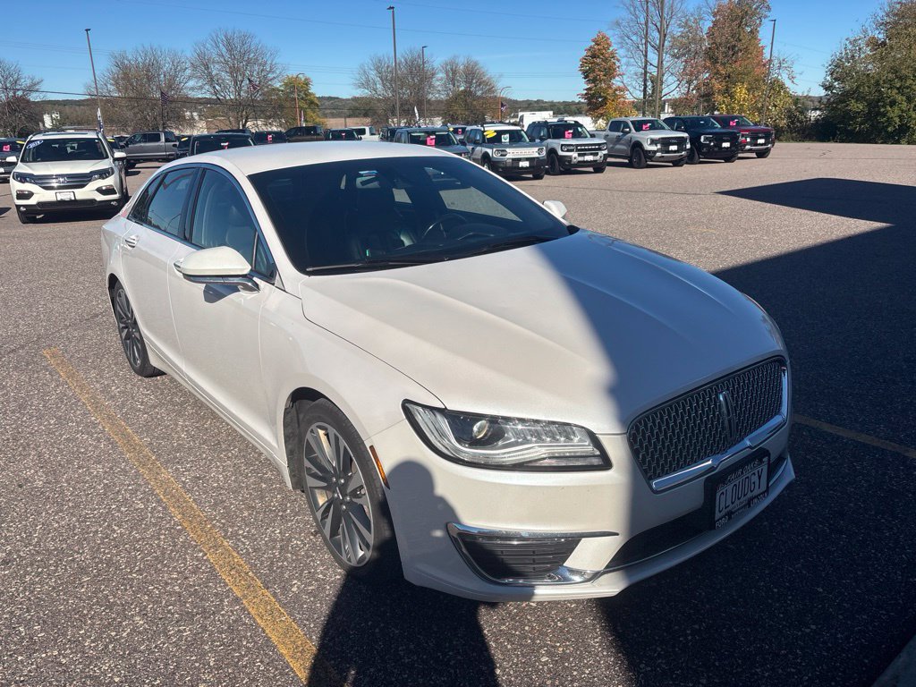 Used 2017 Lincoln MKZ Select w/ Climate Package AWD/4WD image 4