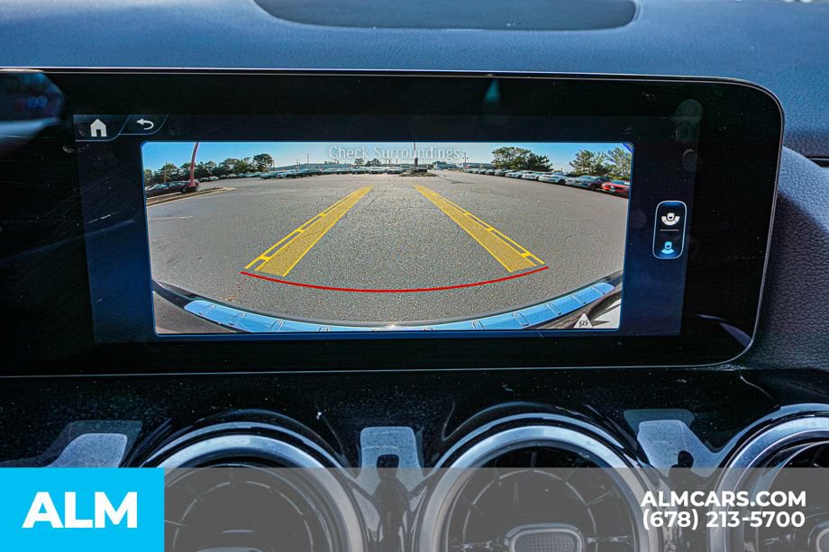 Used 2025 Mercedes-Benz GLA 250 image 37