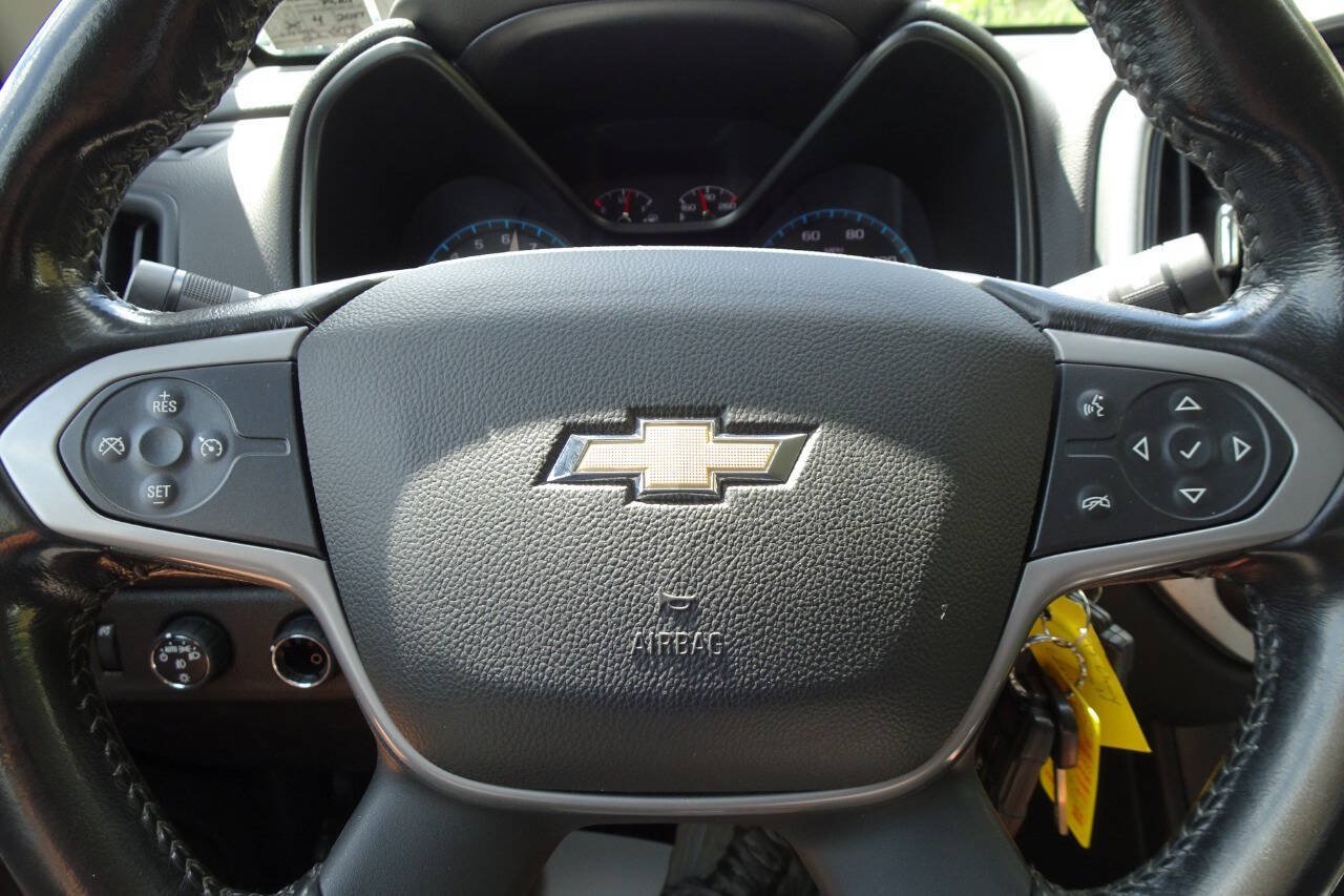Used 2017 Chevrolet Colorado LT w/ LT Convenience Package AWD/4WD image 24