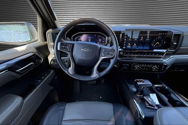 Used 2024 Chevrolet Silverado 1500 ZR2 AWD/4WD image 9