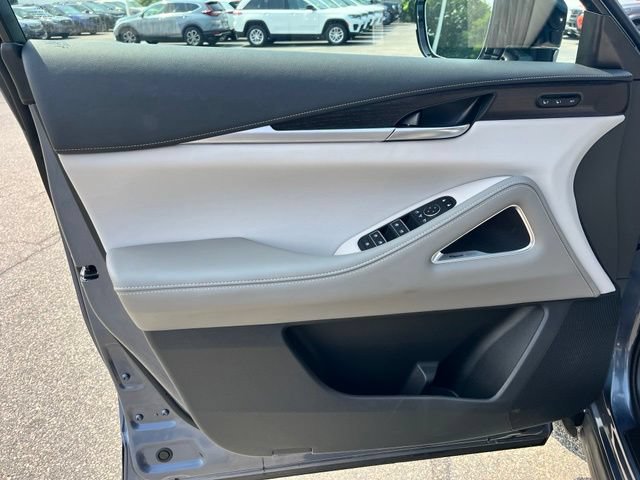Used 2026 INFINITI QX60 Autograph w/ Dark Cargo Package AWD/4WD image 10