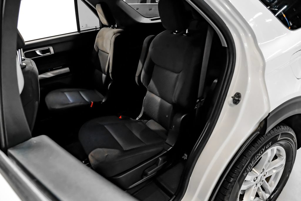 Used 2023 Ford Explorer XLT RWD image 38