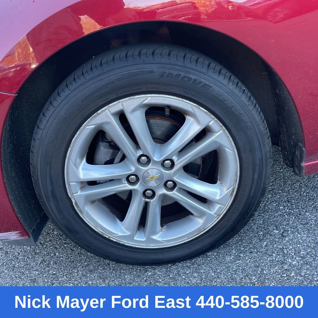 Used 2017 Chevrolet Cruze LT w/ Convenience Package image 28