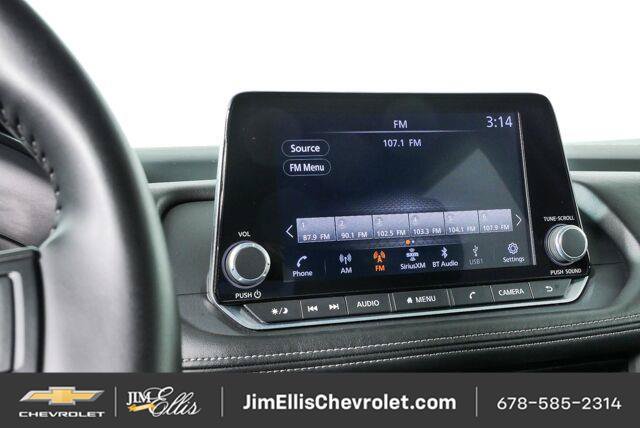 Used 2025 Nissan Rogue SV AWD/4WD image 12