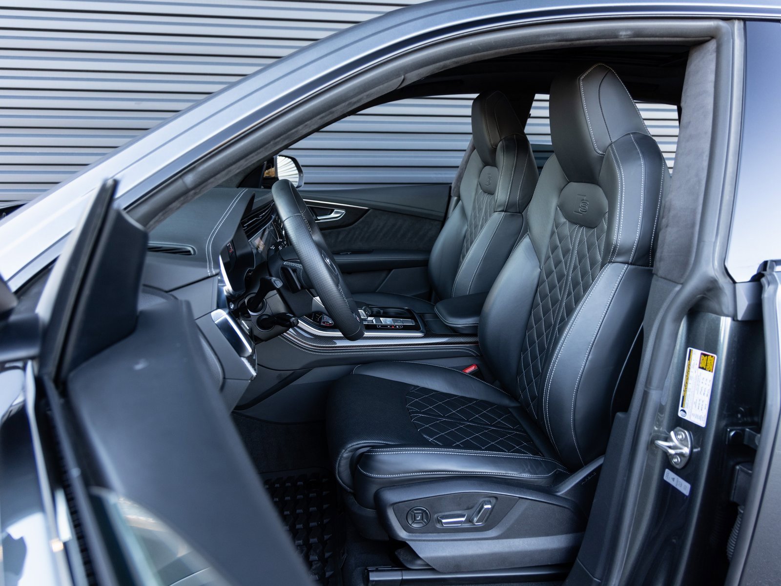 Used 2021 Audi SQ8 Prestige w/ Prestige Package image 20