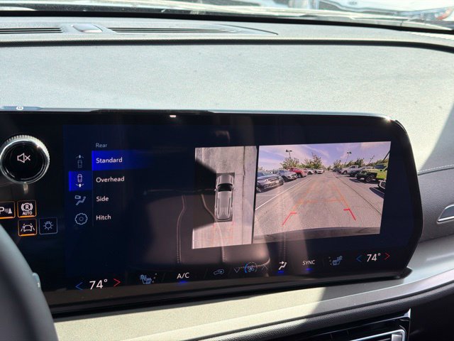 New 2027 Chevrolet Traverse LT w/ Sun and Wheel Package FWD image 21
