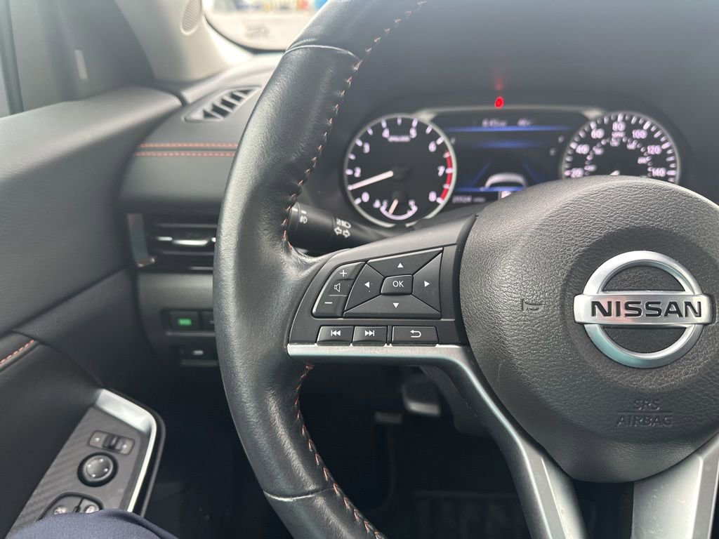 Used 2022 Nissan Sentra SR w/ SR Premium Package image 21