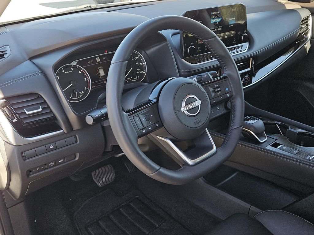 Used 2023 Nissan Rogue SL w/ SL Premium Package image 24