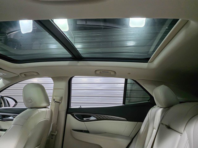 Used 2023 Buick Envision Avenir image 19