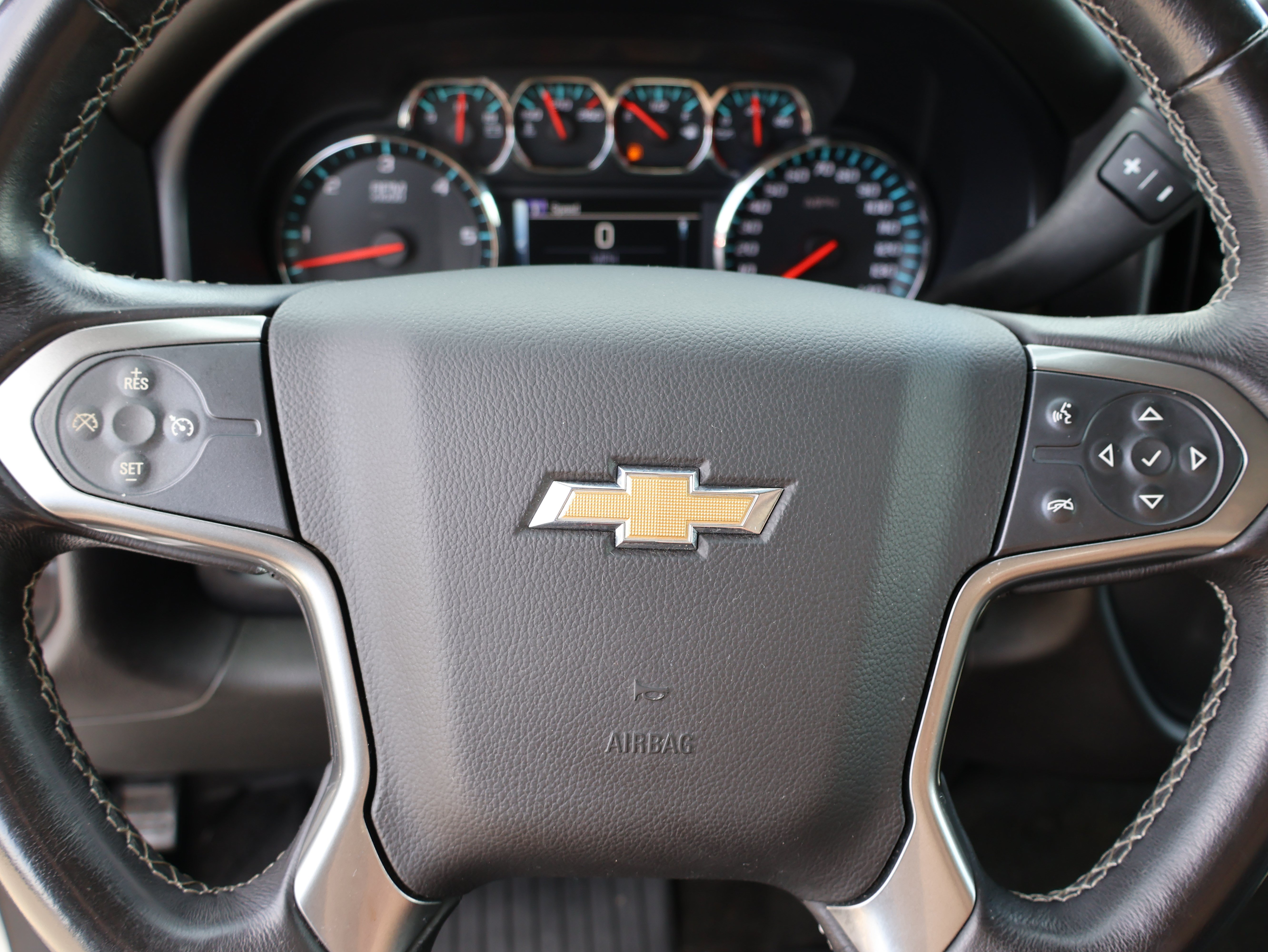 Used 2017 Chevrolet Silverado 1500 LT w/ All Star Edition AWD/4WD image 27