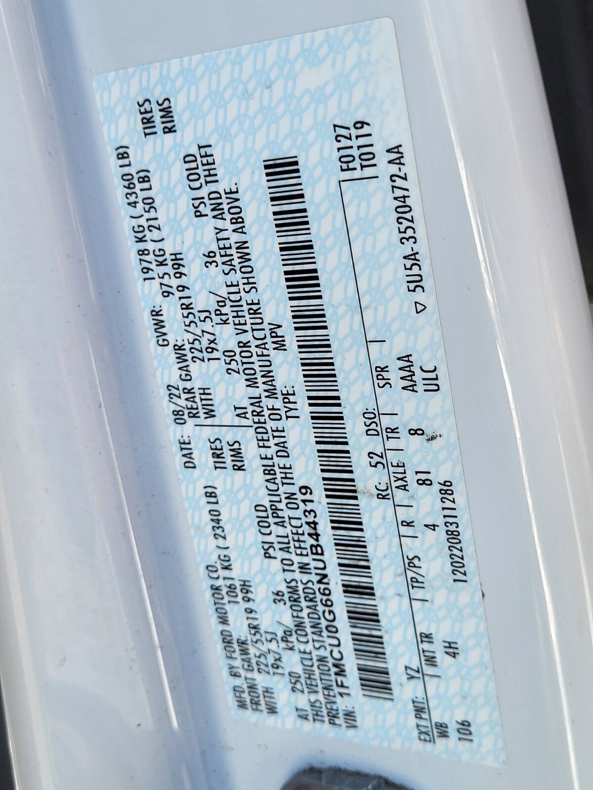 Certified 2022 Ford Escape SE w/ SE Sport Appearance Package image 33