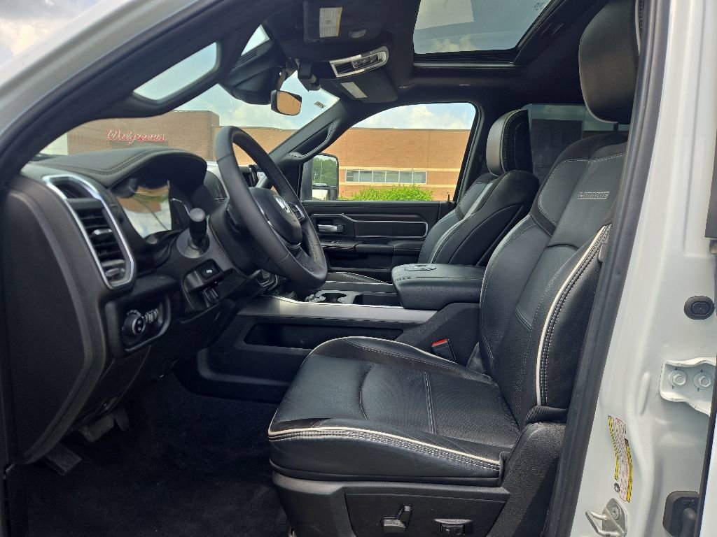 Used 2025 RAM 2500 Laramie AWD/4WD image 6