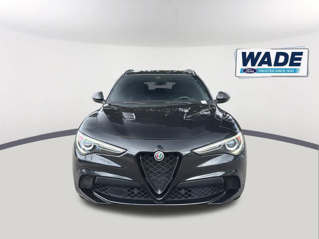 Used 2020 Alfa Romeo Stelvio Quadrifoglio AWD/4WD image 2