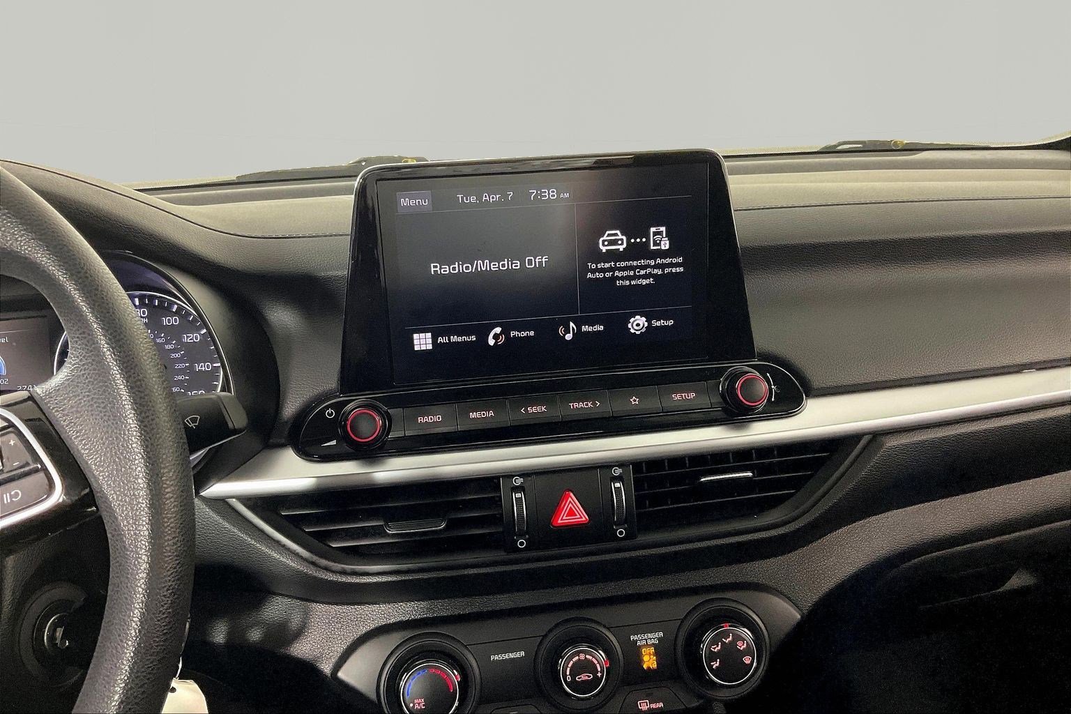 Used 2023 Kia Forte LXS FWD image 9