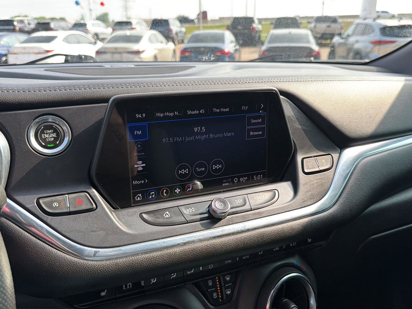 Used 2022 Chevrolet Blazer LT FWD image 23