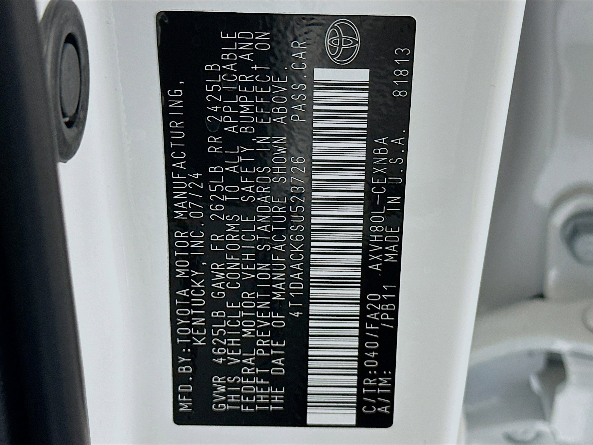 Used 2025 Toyota Camry LE image 12