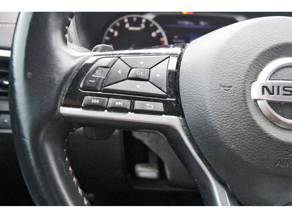 Used 2020 Nissan Altima 2.5 SR FWD image 13